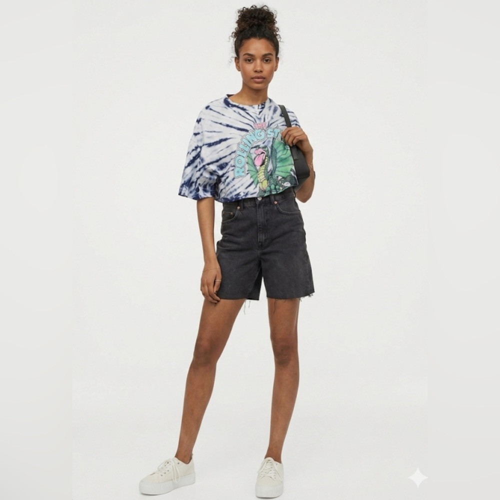 H&M Divided Rolling Stones Tie-Dye Dragon Crop Tee Shirt Size Medium M